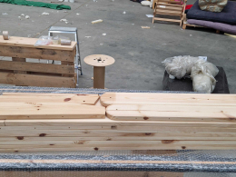 SLEVA 50% Rozkládací sofa 140x200  nelakovaná