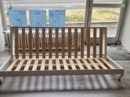 SLEVA 20% Cassini  rošt pohovky buk 140x200 bílá 