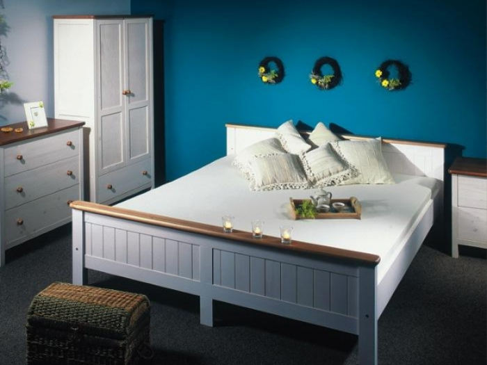 Masivní postel Anny 180x200 bílo-hnědá barva